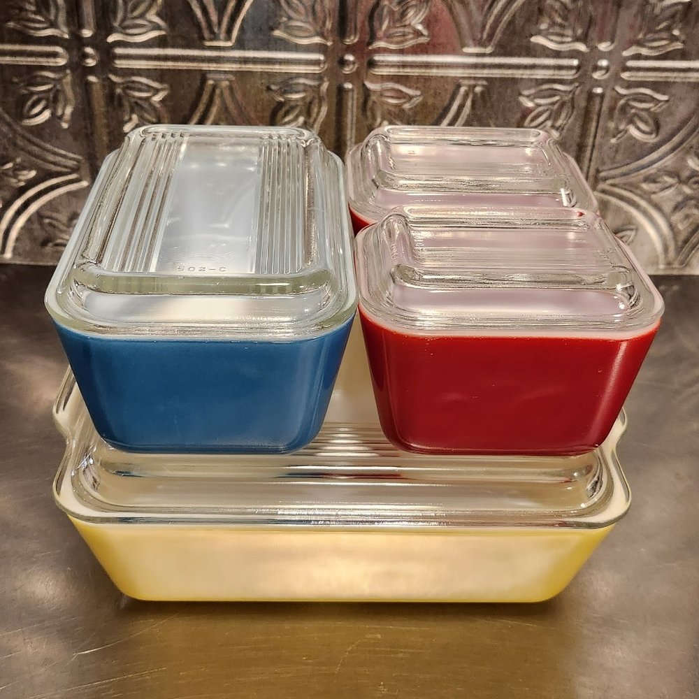 Vintage Pyrex Primary Color Dishes with Lids - Complete 8 Piece Set - Picture 2 of 11